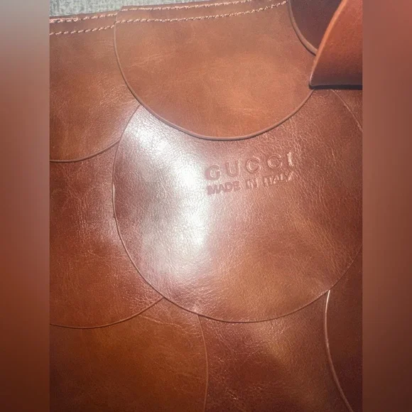 Gucci fish scale brown leather purse - Picture 2 of 9